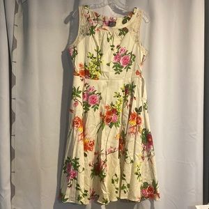 Yellow Vintage Repro Drees by H & R